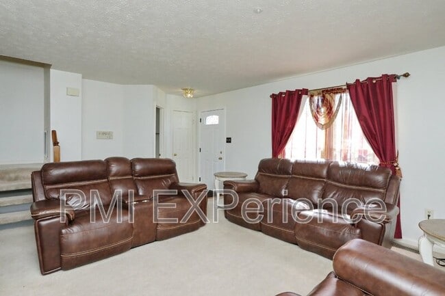 Building Photo - 12740 Wedgedale Ct