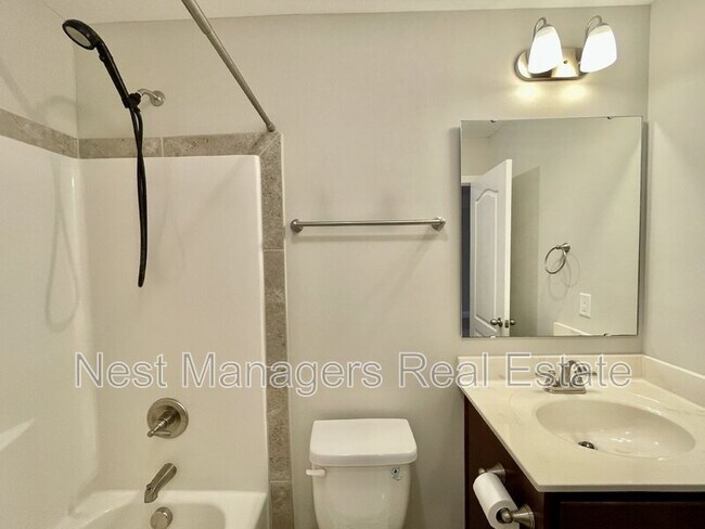 Building Photo - 211 Executive Dr