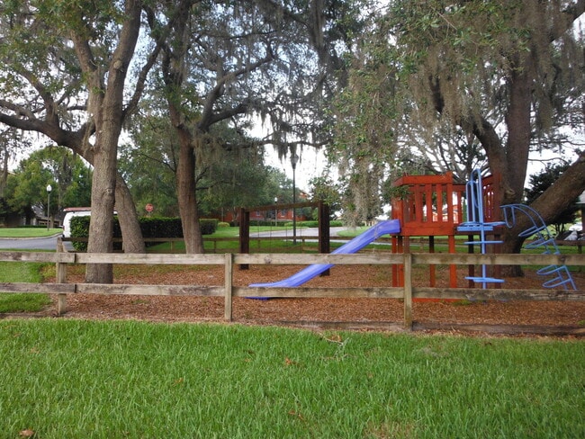 Building Photo - Charming 1 Bedroom, 1 Bath Condo in Beauti...