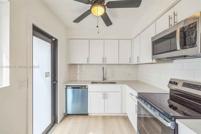 Building Photo - 9055 NW 33rd Avenue Rd