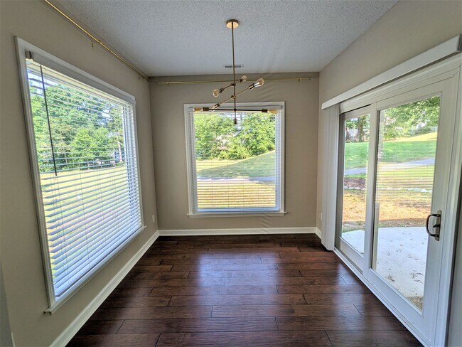 Building Photo - Home at Hedingham
