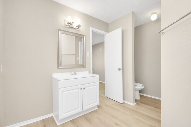 Building Photo - 10023 King Ranch Ln