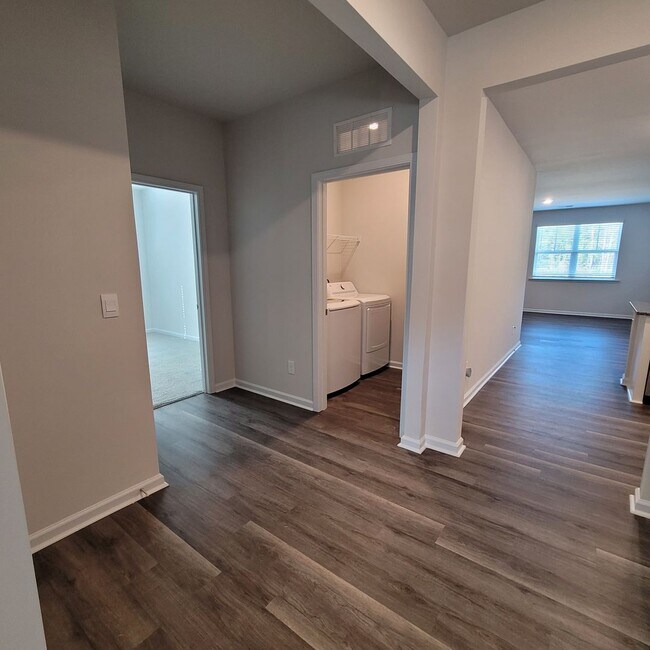 Building Photo - Brand New 4 bedroom, 2 bathroom house located in the desirable Brunswick Forest community in Leland