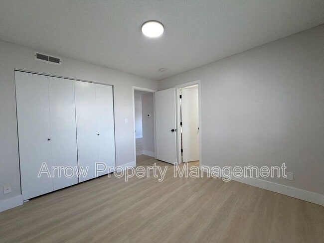 Building Photo - 539 N 24th St