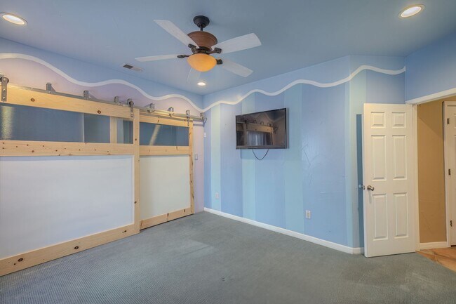 Building Photo - 111 Coker Ln