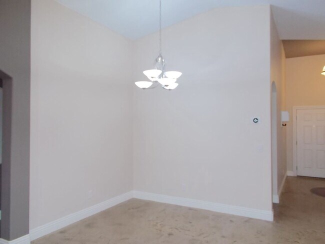 Building Photo - 8317 W Jeremiahs Lodge Ave