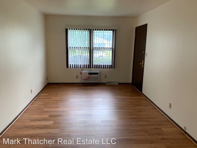 Building Photo - 1400 Eder Ln