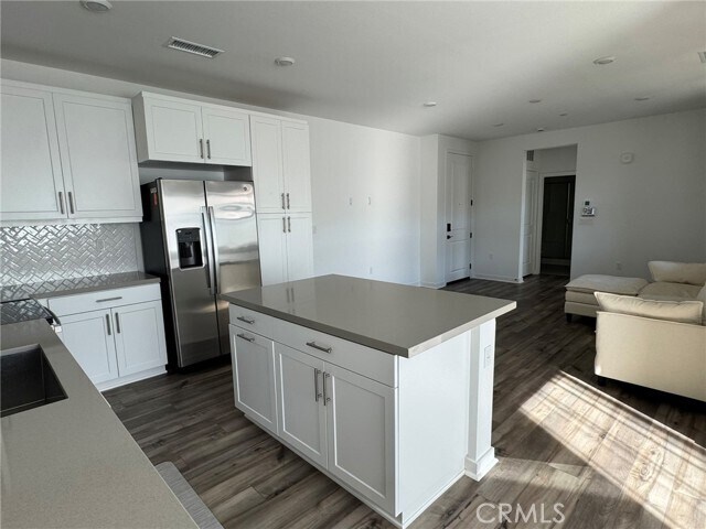 Building Photo - 12962 Lassen Dr