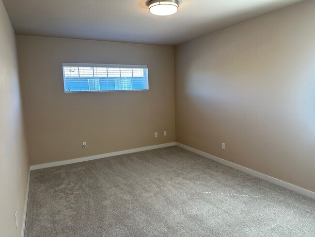 Building Photo - 3048 Puget Meadow Loop NE