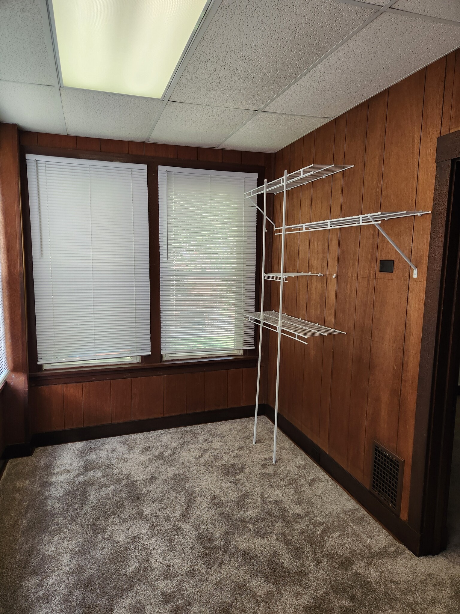 Master Bedroom Large Walk in Closet 2 - 212 Teece Ave
