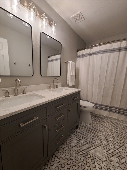 Building Photo - 4509 Willow Rock Ln