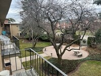 Building Photo - Walking distance to Downtown Birmingham!