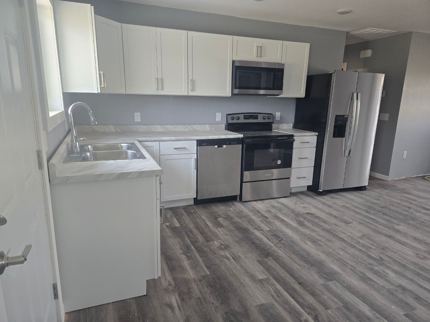 Building Photo - 1115 Olson St