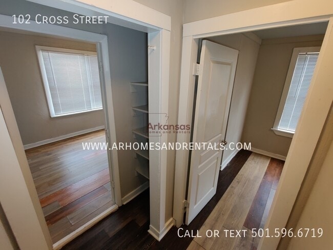 Building Photo - 102 Cross St