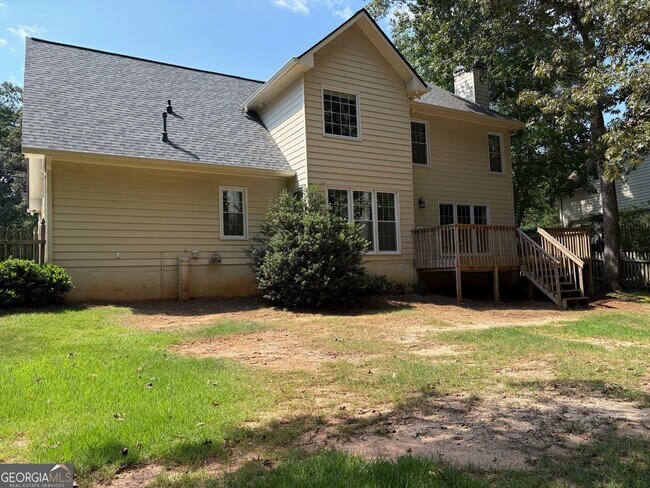 Building Photo - 6221 Woodlore Dr NW