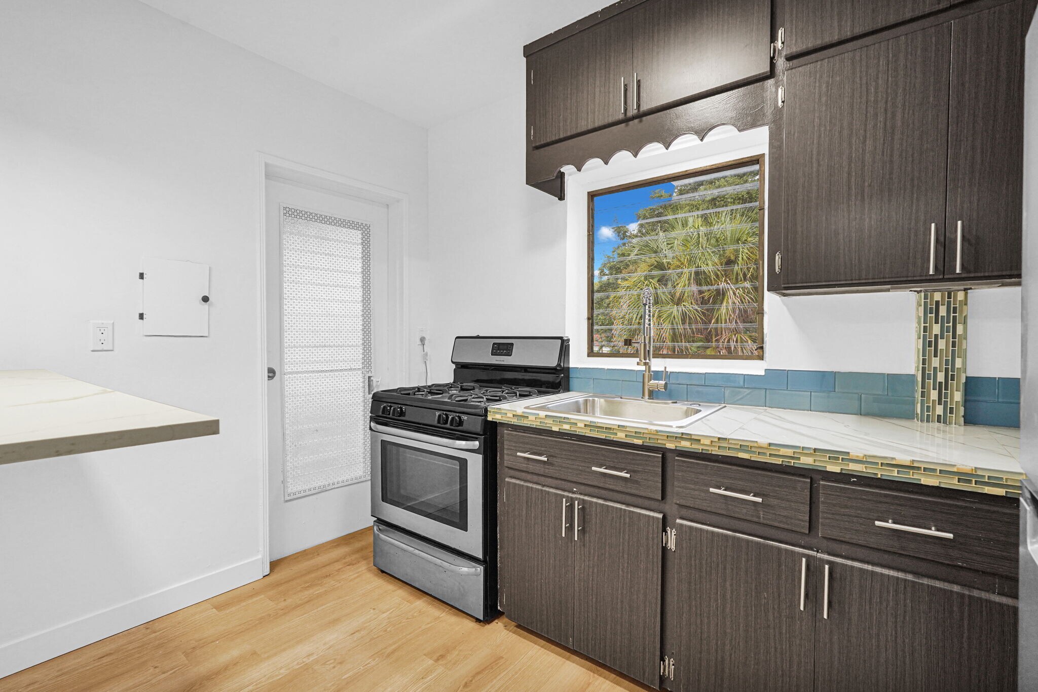 Building Photo - 749 NE 122nd St