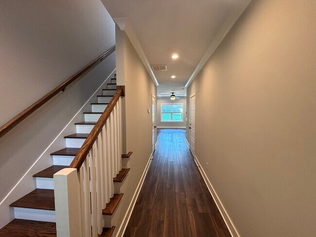 Building Photo - 510 Marlboro Ave