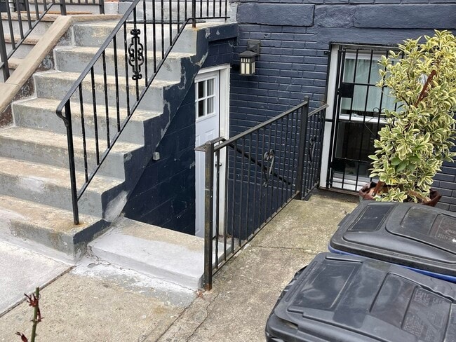 Building Photo - 29 Belmont Ave