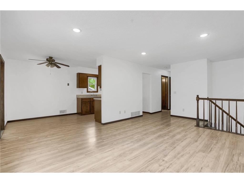 Building Photo - 9937 Deerwood Ln N