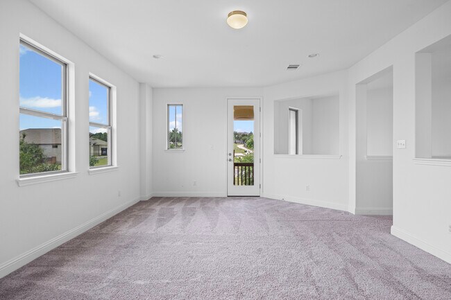 Building Photo - 567 Pecos River Xing