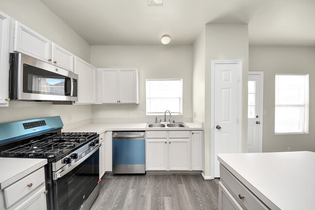 Building Photo - 2034 Rustling Trees Way