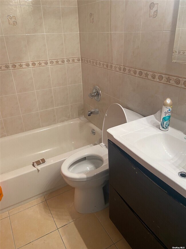 Building Photo - 42-16 Little Neck Pkwy