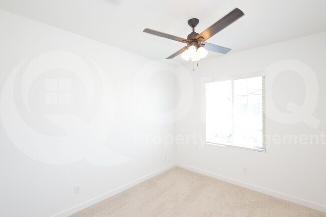 Building Photo - 9418 E Solina Ave