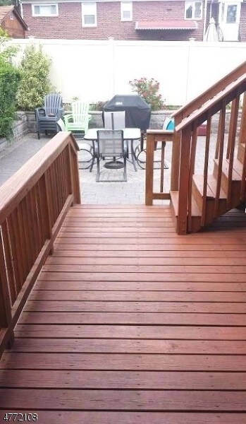 Building Photo - 49 Entwistle Ave