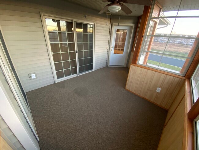 Building Photo - 5236 Sassafras Dr
