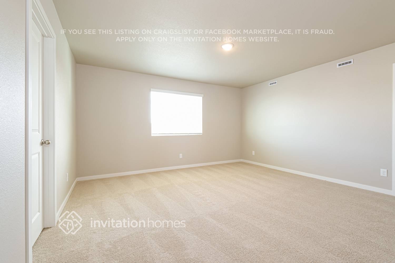 Building Photo - 7215 Dolores Ave