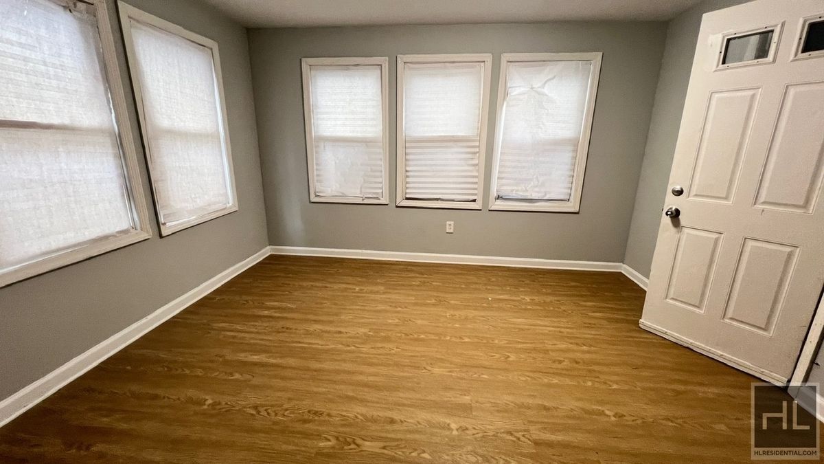 Building Photo - NORTH BURGHER AVENUE