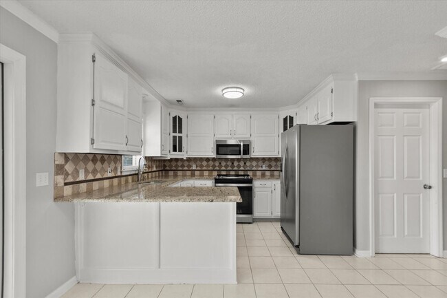 Building Photo - 300 Early Harvest Ct