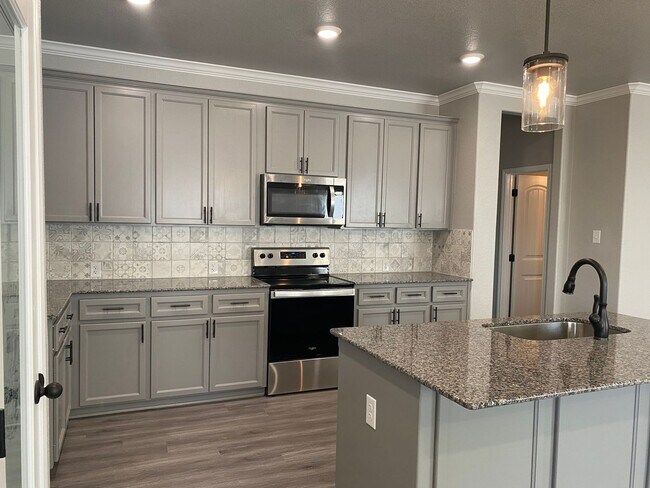 Building Photo - 1615 Black Kettle Trl