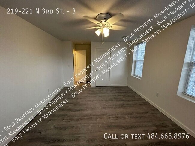 Building Photo - 219-221 N 3rd St.-3