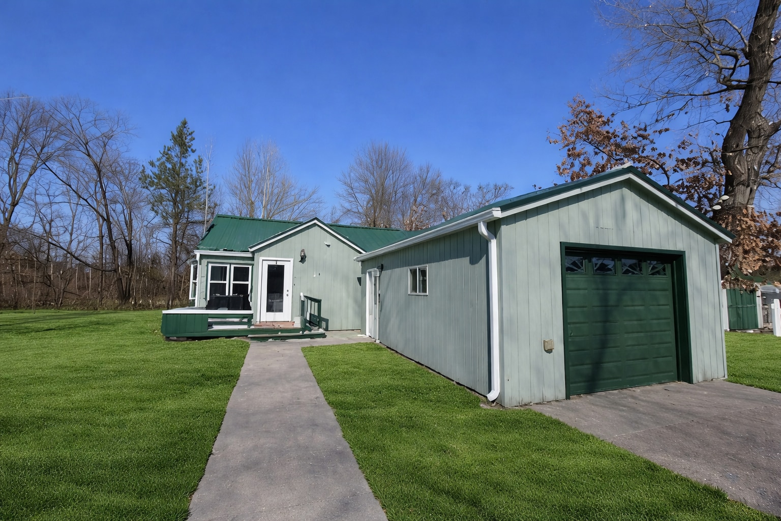 Building Photo - 10714 Gull Point Rd