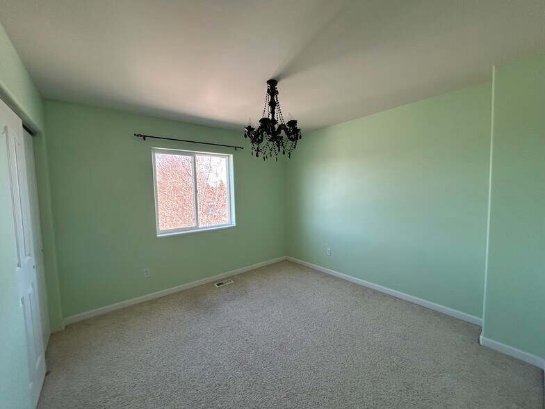 Bedroom 3 (Third Floor) - 3916 W 84th Ave