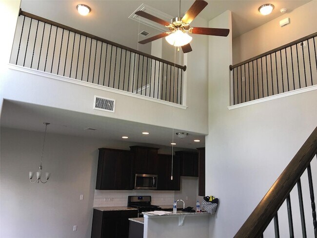 Building Photo - 1612 Airedale Rd