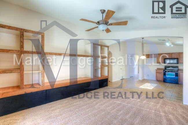 Building Photo - 3Bed/2Bath at Bell/Sarival! $199 MOVE-IN S...