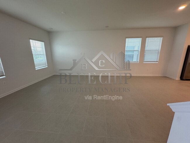 Building Photo - 2575 Rider Rain Ln