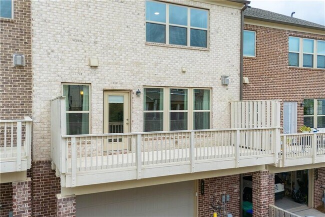 Building Photo - 416 Montclair Ct