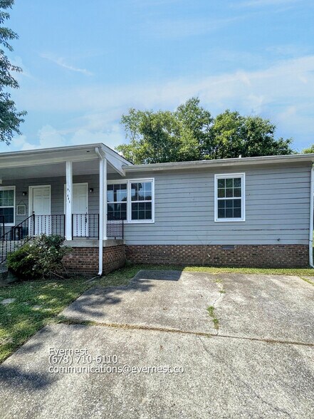 Building Photo - 483 Ellenwood Dr