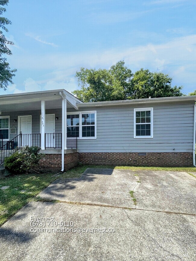 Building Photo - 483 Ellenwood Dr