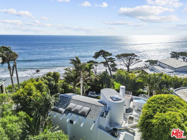 Building Photo - 31833 W Sea Level Dr