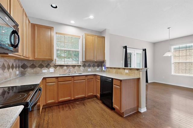 Building Photo - 6325 Cedar Falls Dr