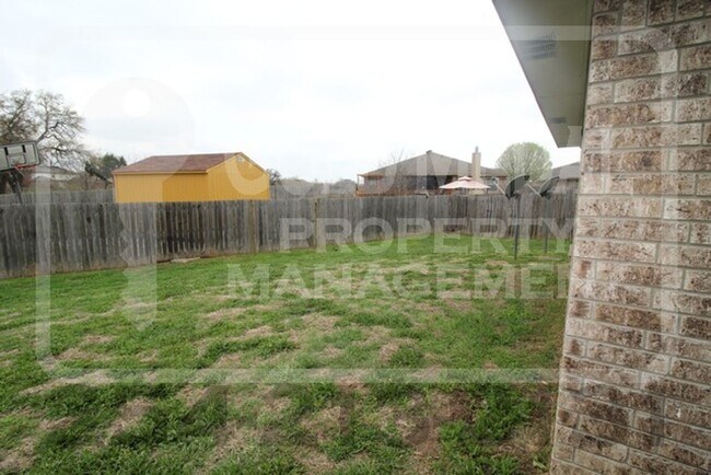 Building Photo - 4008 Pilgram Dr