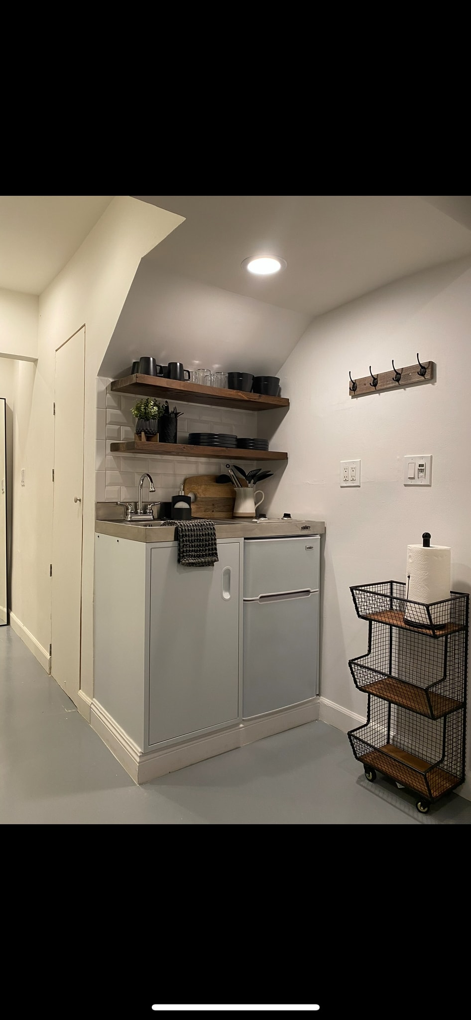 Building Photo - 4105 Pacific Ave