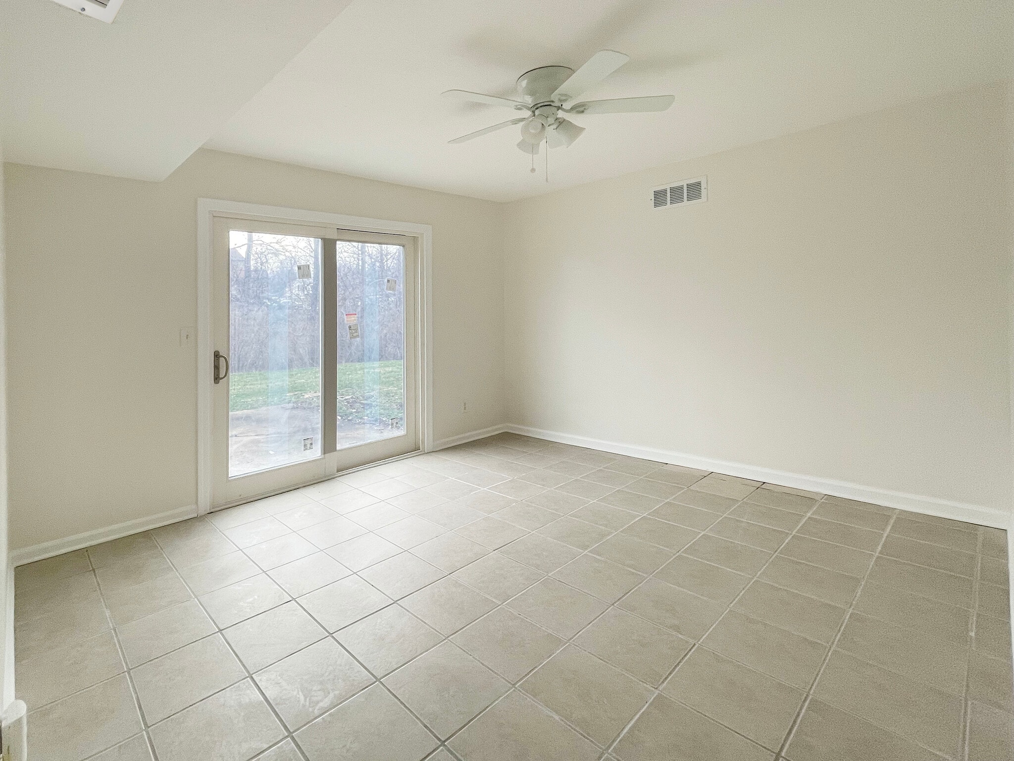 Building Photo - 7104 Orchard Ct