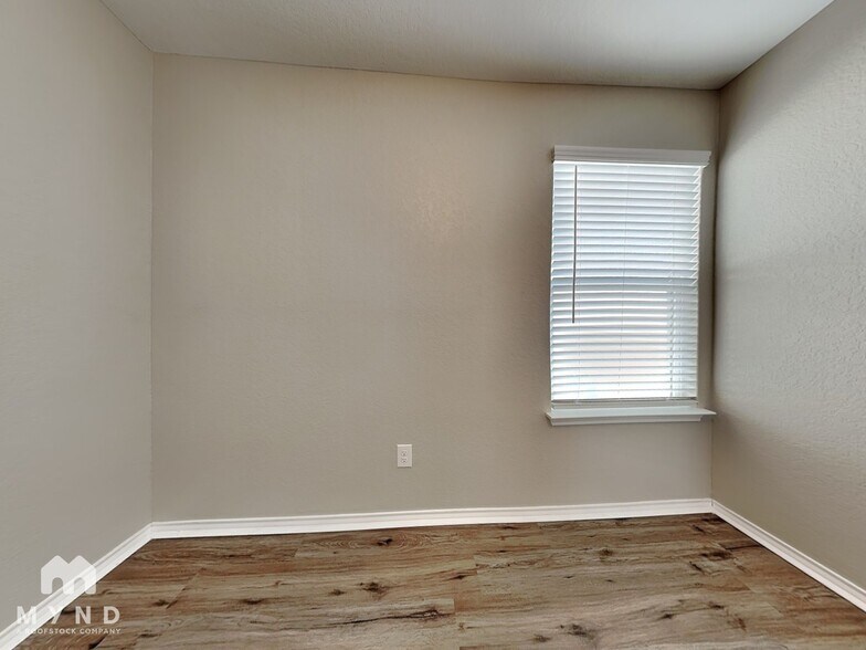 Building Photo - 3910 Colemans Run