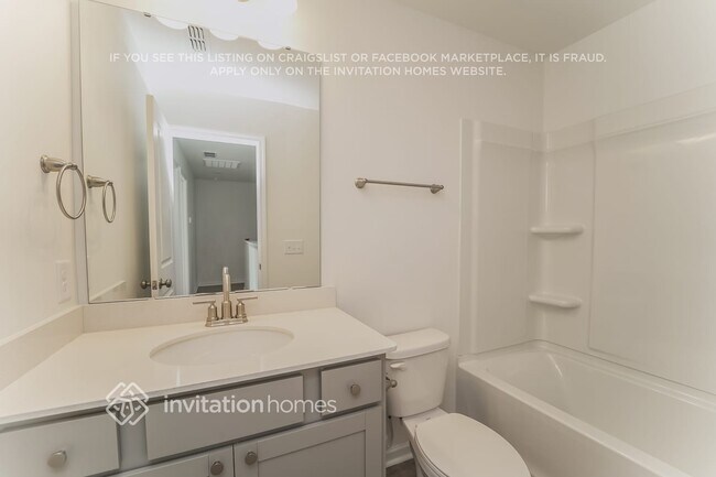 Building Photo - 5026 Ragsdale Dr