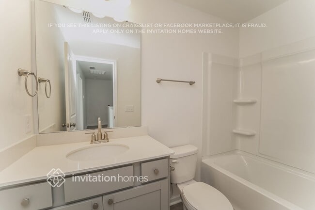 Building Photo - 5031 Ragsdale Dr